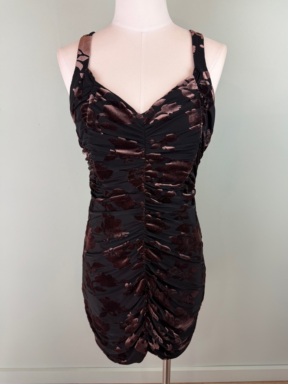 ASTR the Label Black and Brown Velvet Floral Ruched Bodycon mini Dress size L